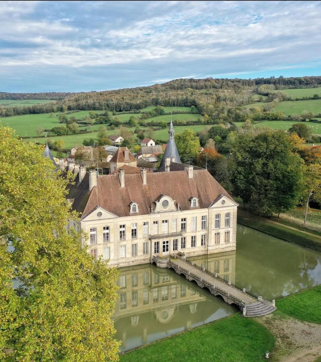 Gite Le Belvedere Du Lac ブイイ・アン・オオワ エクステリア 写真